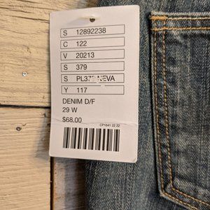 Lux. Jeans - Lux Skinny Jeans 29 Waist NWT Lux. Jeans - Lux Skinny Jeans 29 Waist NWT